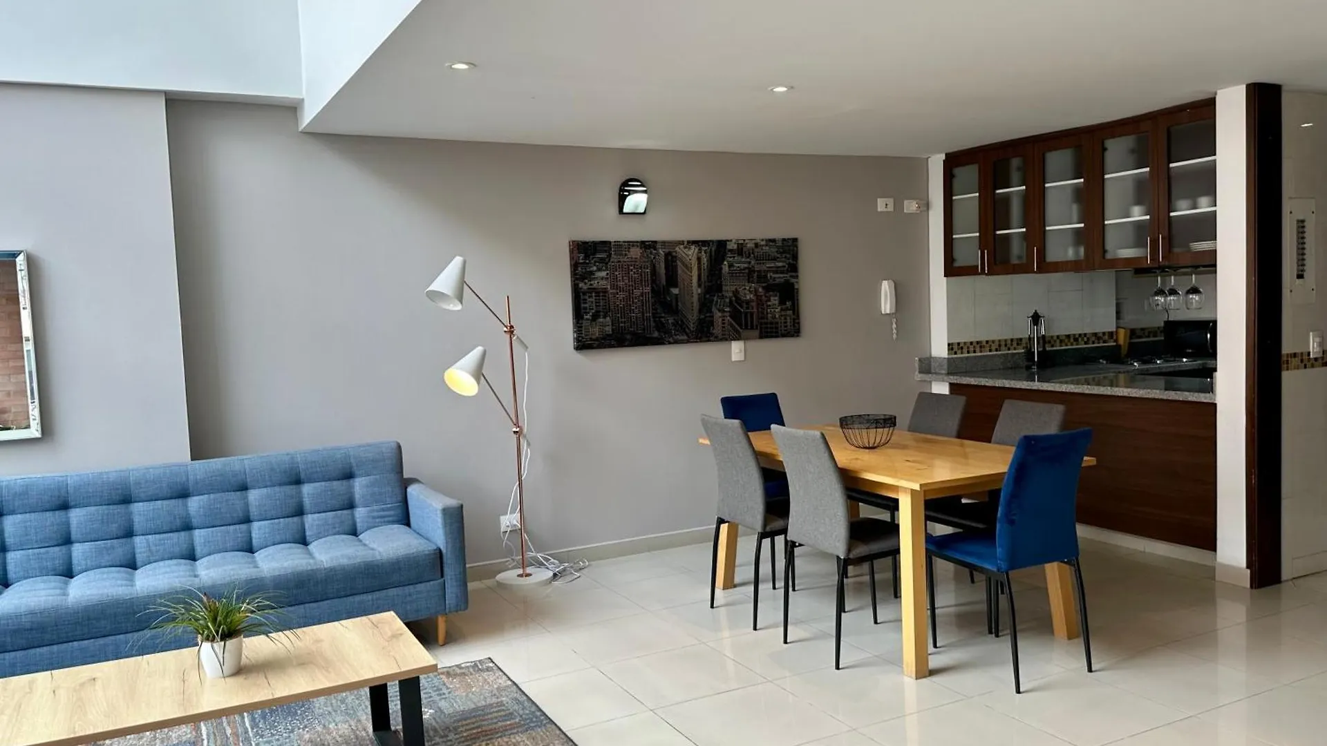 Amplios Duplex 3 Habitaciones Calle 109 Bogota Apartment